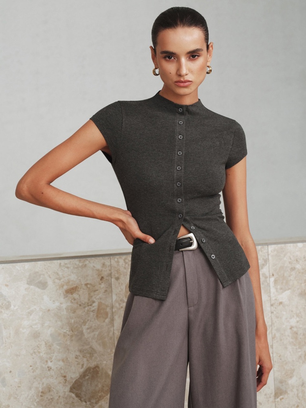 Commense Mock Neck Cap-Sleeve Button T-Shirt - Grey (XS)